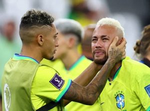 فوتبال برزیل گریه می کند1