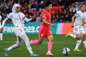 اولین بازیکن با حجاب تاریخ جام جهانی فوتبال زنان