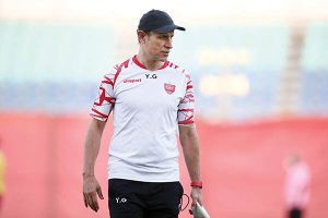 مربی محبوب پرسپولیسی ها یک مخالف همیشگی دارد2