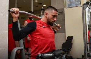خارجی های پرسپولیس ماندنی شدند33