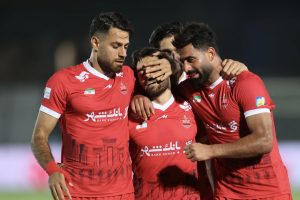 درخشش محمد عمری پس از بازگشت به پرسپولیس 2 درخشش محمد عمری پس از بازگشت به پرسپولیس2