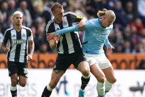 گواردیولا پس از باخت به نیوکاسل مشکل در دوئل‌های فردی بود