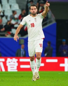 کریم انصاری‌فرد؛ ستاره‌ای که راه مدیریت فوتبال را انتخاب کرد